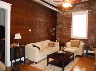 405 E Front St APT 3, Bloomington, IL 61701