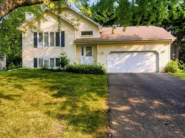 17964 Lorence Way, Eden Prairie, MN 55346