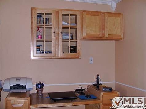 5th image of 268 Storeywood Dr