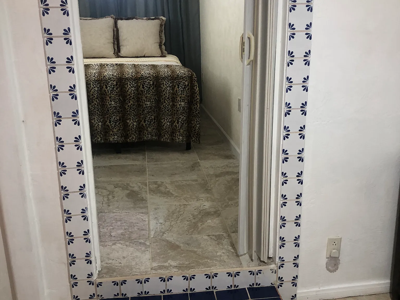 9890 Shadow Rd — Photo 4