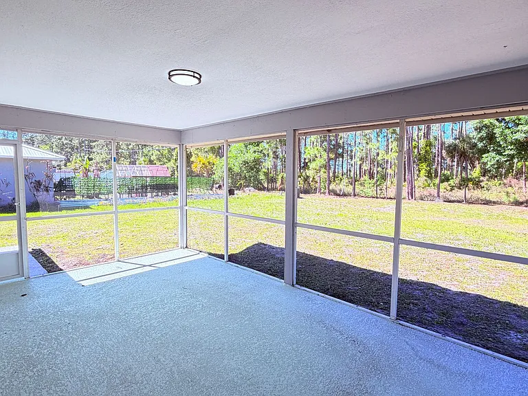 20515 Macon Pkwy — Photo 36