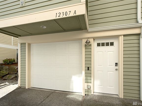 3rd image of 12307 10th Pl NE APT A