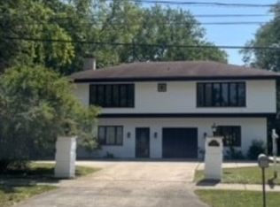 1604 Park Ave W, Highland Park, IL