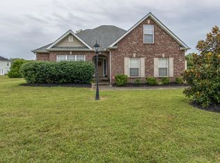 2005 Harvest Ln, Nashville, TN 37218