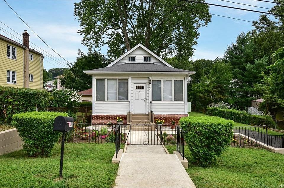 1st image of 104 N Evarts Ave