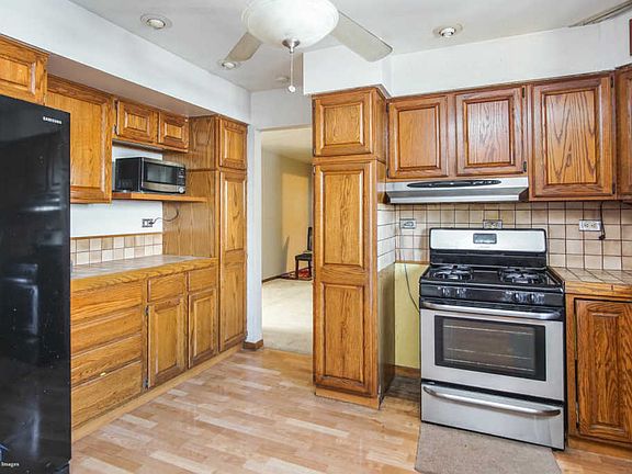 3rd image of 9264 S 51st Ave