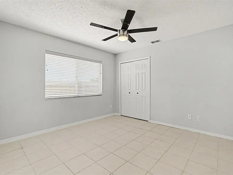 11504 Wellman Dr — Photo 24