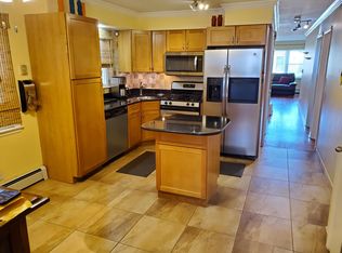 6045 W Gunnison St #1, Chicago, IL 60630
