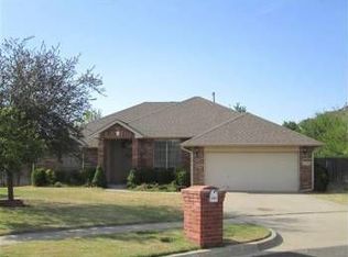 308 Hood Ct, Norman, OK 73072