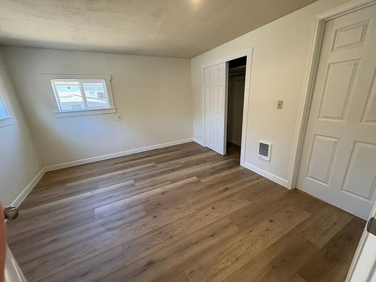 52563 Doe Ln — Photo 18