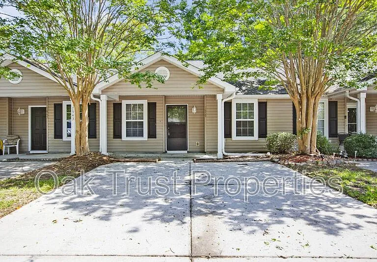 7939 Vermont Rd — Photo 1