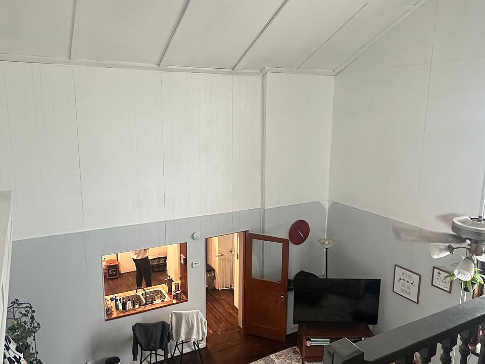 1st image of 327 W 6th St #B