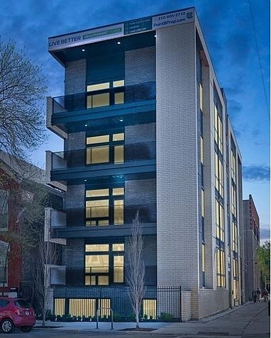 1st image of 1533 W Superior St Penthouse S