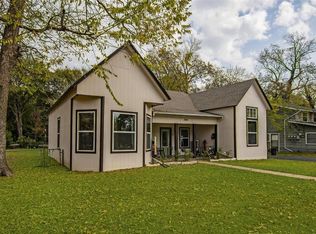 206 Lawrence Ave, Terrell, TX 75160