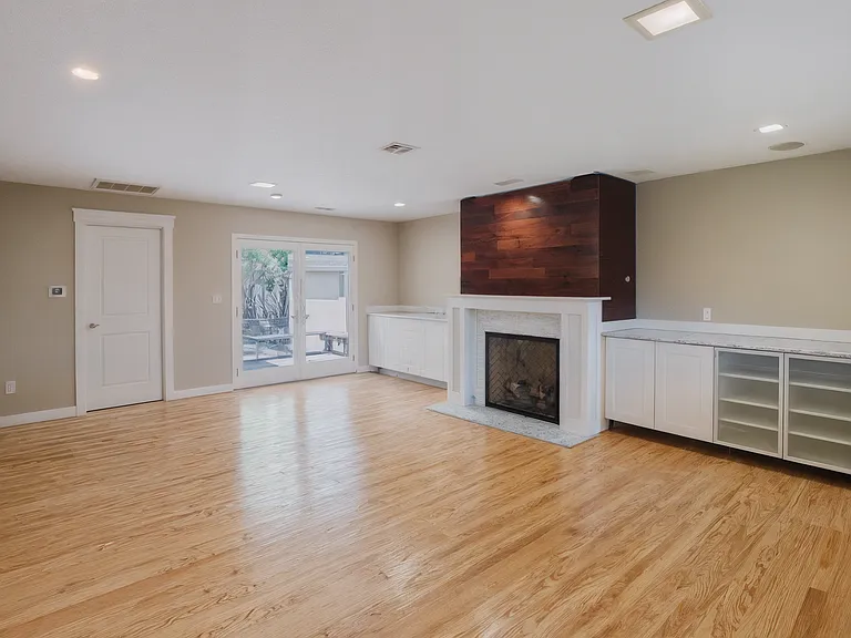 35 Sandra Ct — Photo 14