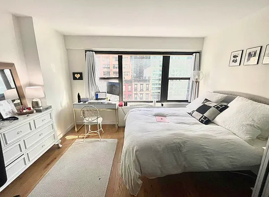 Rented by Olympia House Delaware LP | media 1