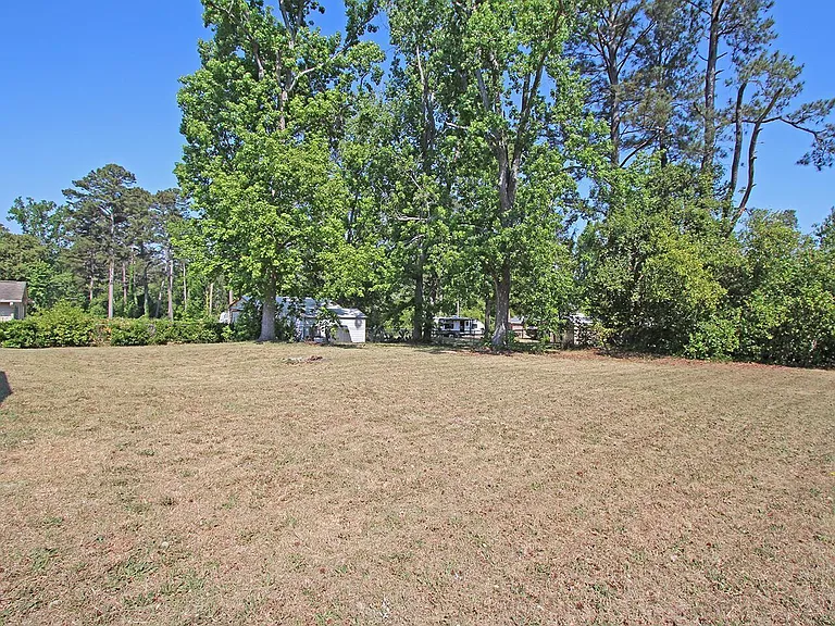 350 Westmont Dr — Photo 20