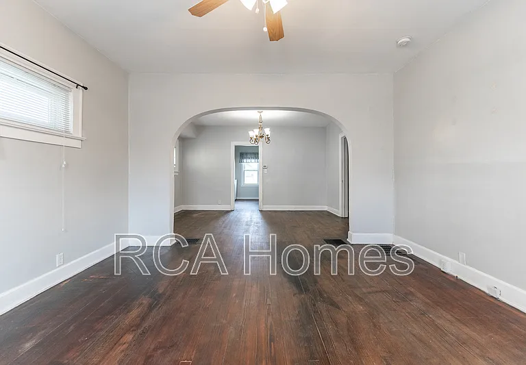 1619 E Tabor St — Photo 5