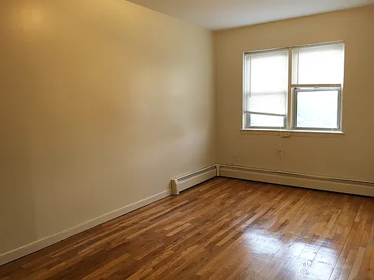 Rented by BuySell Real Estate Inc | media 22