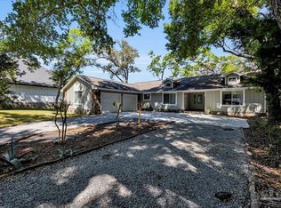 6810 E Bay Blvd, Navarre, FL 32566