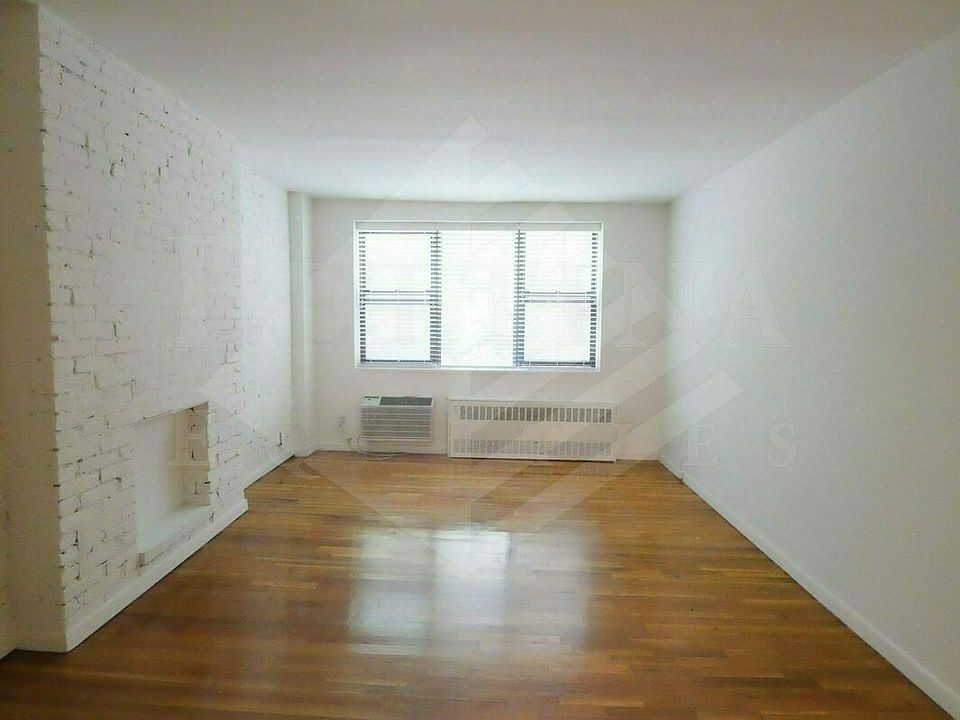 1st image of 211-213 E 73rd St #2B