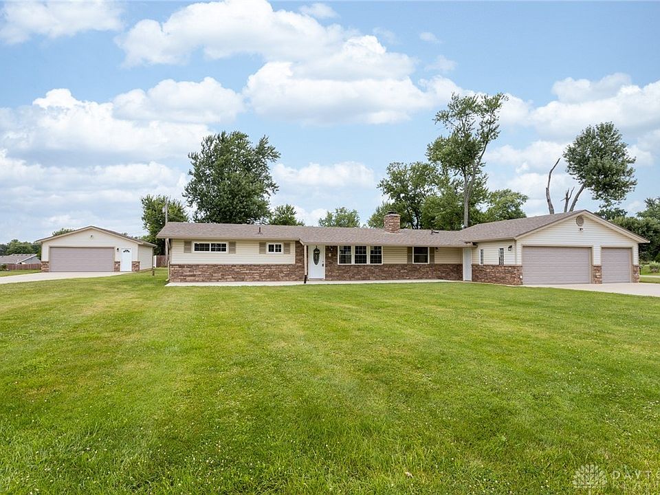 1st image of 4072 Rosehill Dr