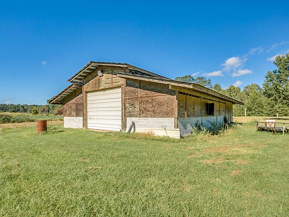 4th image of 1390 County Road 46