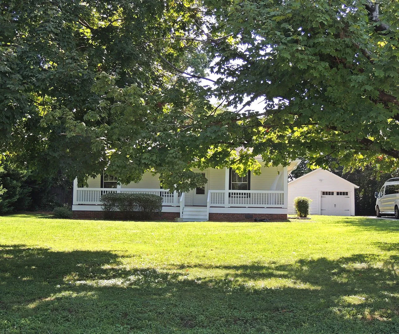 You need to see this beautiful home in Maryville City — Photo 2