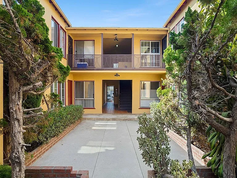 1 bed, 750 sqft, $2,250 — Photo 1