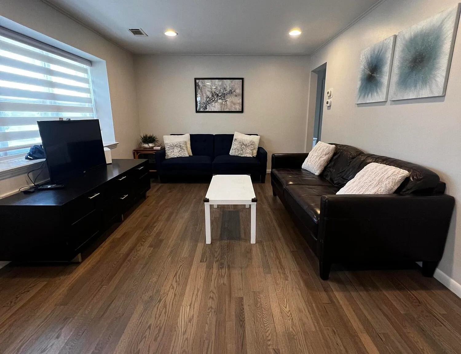 4 bed, 1244 sqft, $2,200 — Photo 3