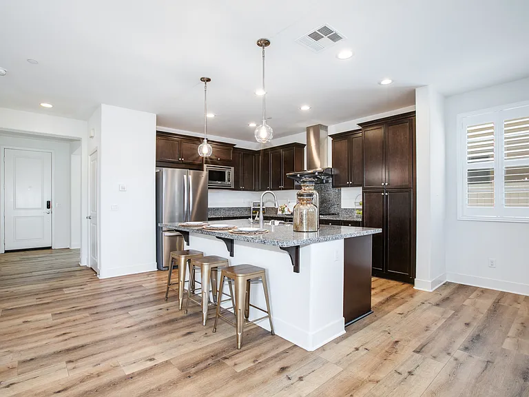 11632 Solaire Way — Photo 6