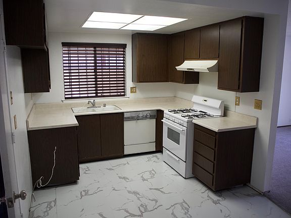 2nd image of 332 Yampa Cir