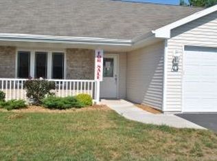 286 Wyldewood #B, Oshkosh, WI 54904