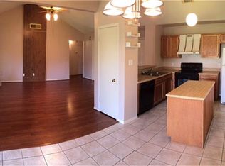 2611 Old Fort Rd, Sugar Land, TX 77479