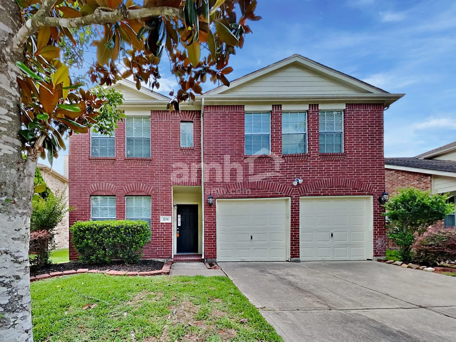 4 bed, 2.5 bath, 2536 sqft, $2,395 — Photo 1