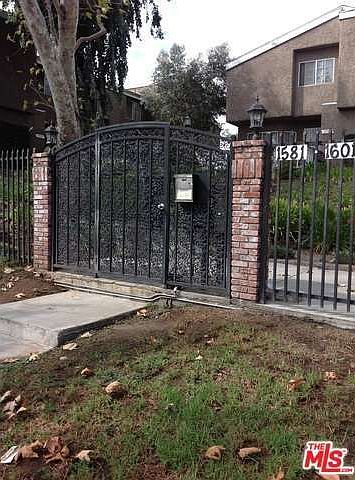 2nd image of 1599 W Jefferson Blvd