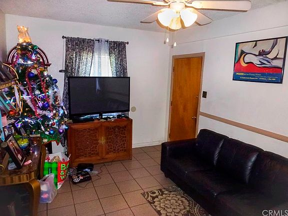 3rd image of 5842 Quinn St