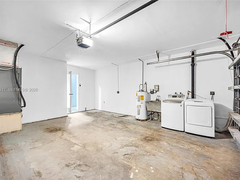 12525 SW 68th Ct — Photo 34
