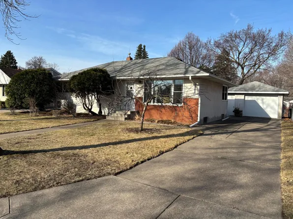 1335 Ohio St, West Saint Paul, MN 55118