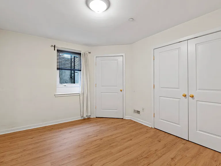1643 Fitzwater St #A — Photo 21