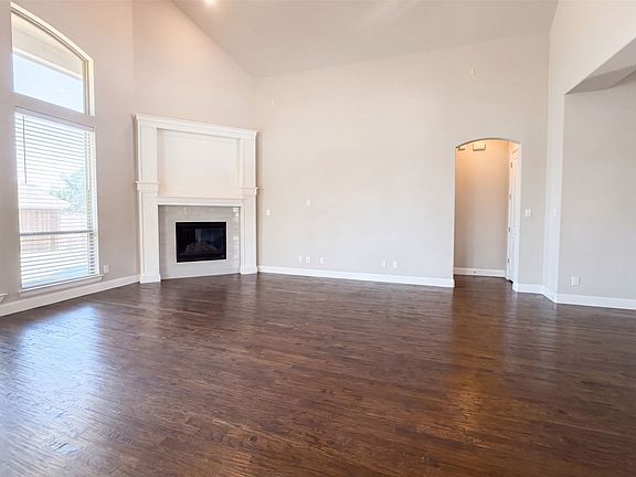 3rd image of 965 Touchstone Rd