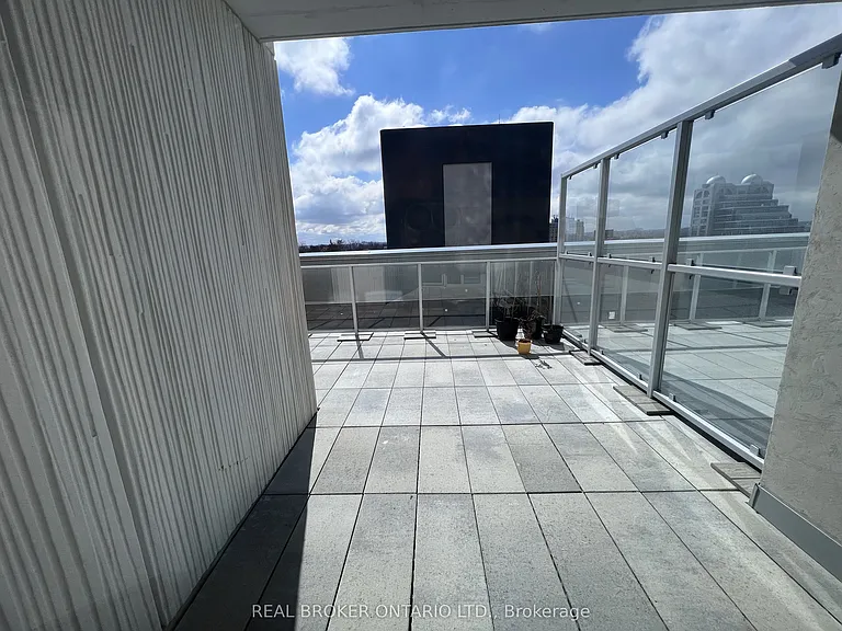 60 Frederick St #611 — Photo 7