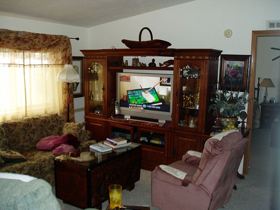 3rd image of 3700 14th Ave SE Unit 82