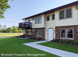 702 Bewick Dr APT 4, Madison, WI 53714