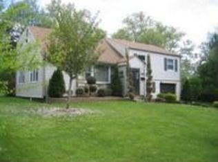 114 Mill Rd, Oreland, PA 19075