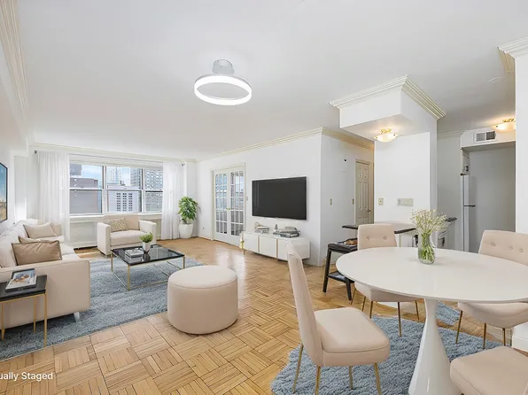 300 East 71st Street image 1 of 15