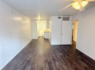 2704 Salado St #207, Austin, TX 78705