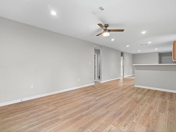 4th image of 3109 S Ringo St