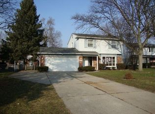 23655 Brandywynne St, Southfield, MI 48033