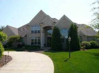 51483 Megan Ct, Granger, IN